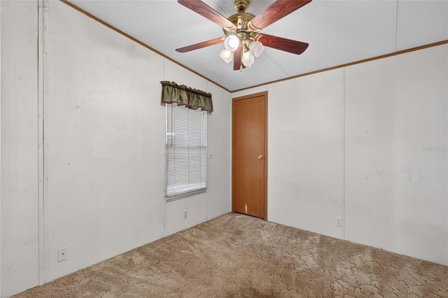 17285 SE 248TH TERRACE, Umatilla, FL 32784