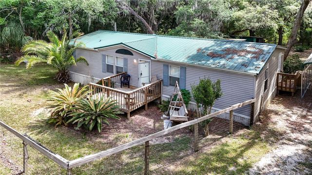17285 SE 248TH TERRACE, Umatilla, FL 32784