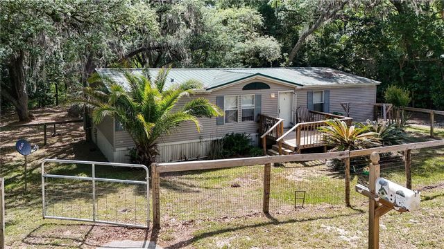 17285 SE 248TH TERRACE, Umatilla, FL 32784