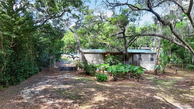 17285 SE 248TH TERRACE, Umatilla, FL 32784