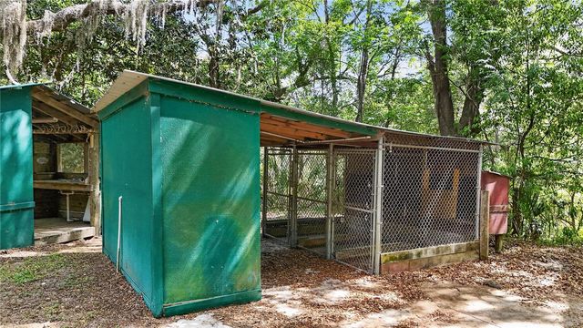 17285 SE 248TH TERRACE, Umatilla, FL 32784