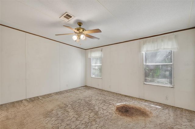 17285 SE 248TH TERRACE, Umatilla, FL 32784