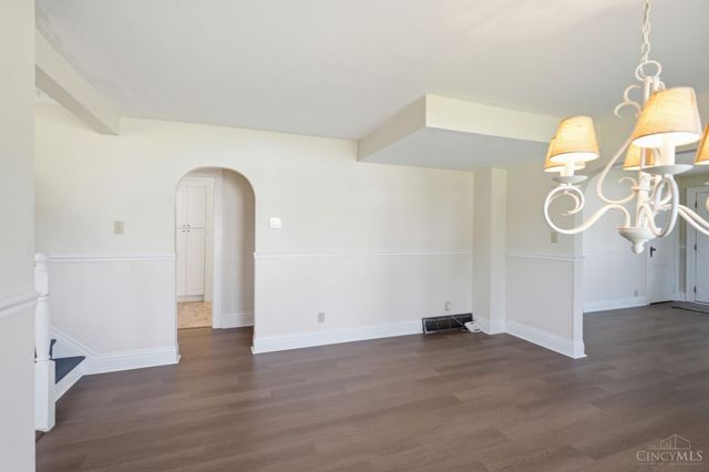 4824 Fairview Avenue, Cincinnati, OH 45242