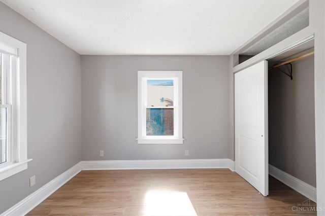 4824 Fairview Avenue, Cincinnati, OH 45242