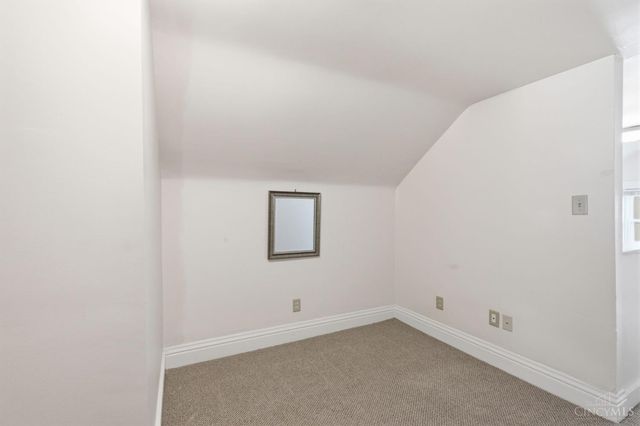 4824 Fairview Avenue, Cincinnati, OH 45242