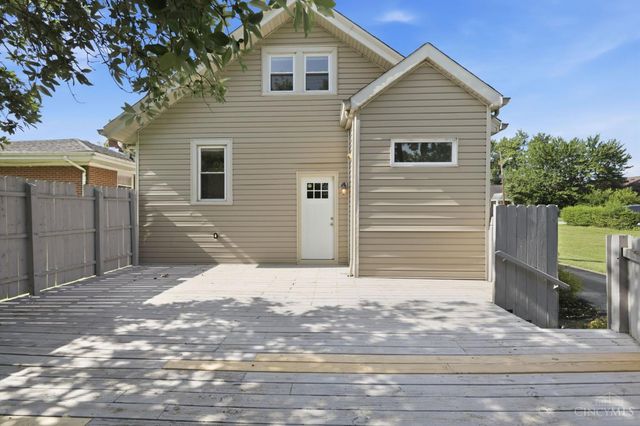 4824 Fairview Avenue, Cincinnati, OH 45242
