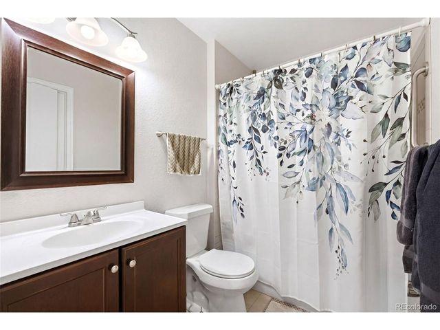 8545 W Dartmouth Pl, Lakewood, CO 80227