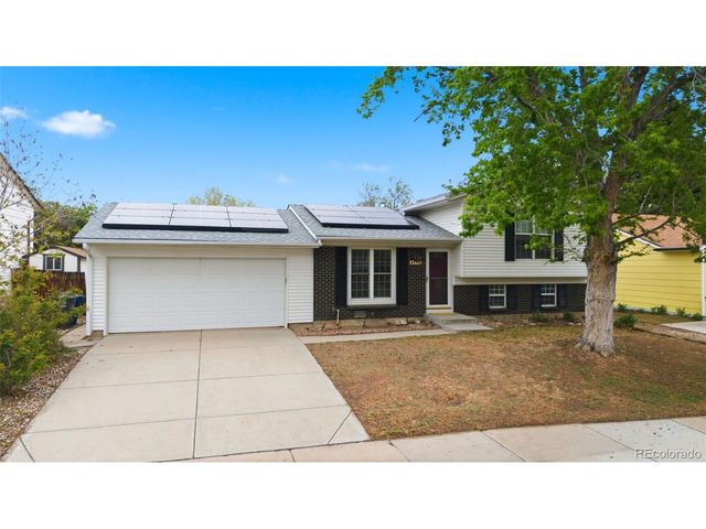 8545 W Dartmouth Pl, Lakewood, CO 80227