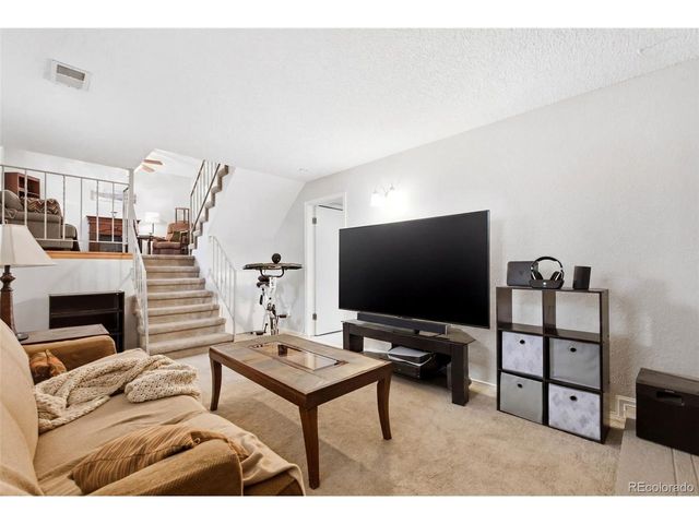 8545 W Dartmouth Pl, Lakewood, CO 80227