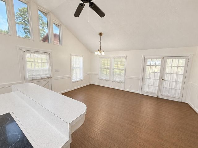 4902 Magnolia Lane, Old River-winfree, TX 77535