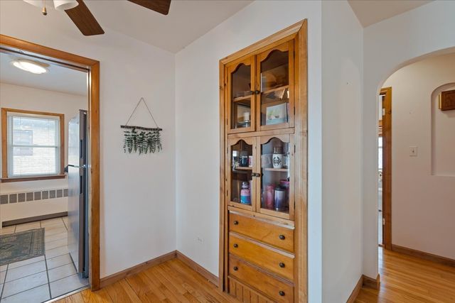 418 Bonnie Brae Avenue, Itasca, IL 60143