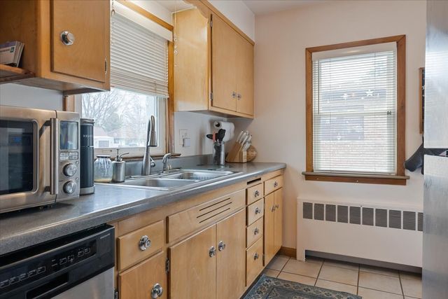 418 Bonnie Brae Avenue, Itasca, IL 60143