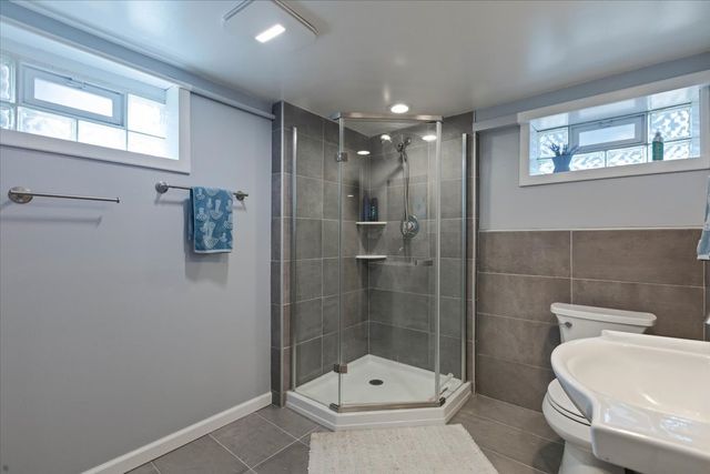 418 Bonnie Brae Avenue, Itasca, IL 60143