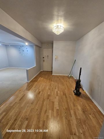 6384 Saunders Street 3A, Rego Park, NY 11374