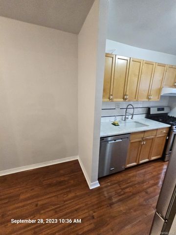 6384 Saunders Street 3A, Rego Park, NY 11374