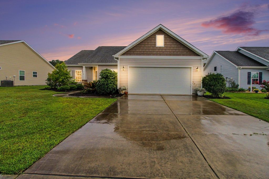 2708 Desert Rose St., Little River, SC 29566