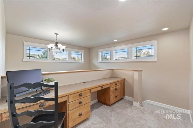 11872 N Humphreys Pl, Boise, ID 83714