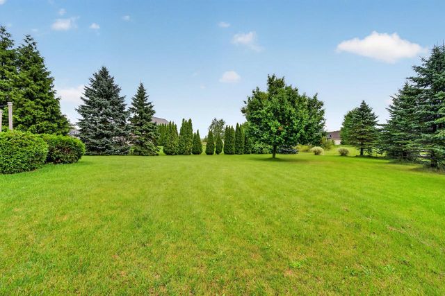 3160 Twin Creeks ROAD, Jackson, WI 53037
