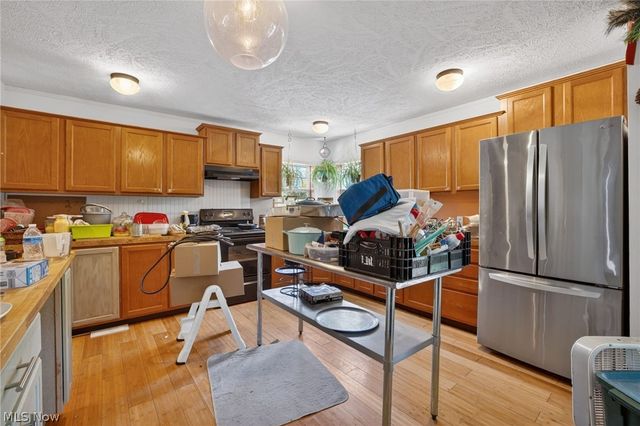 3359 Orion Street NW, North Canton, OH 44720