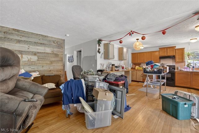3359 Orion Street NW, North Canton, OH 44720