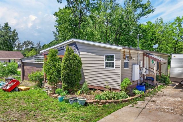 3359 Orion Street NW, North Canton, OH 44720