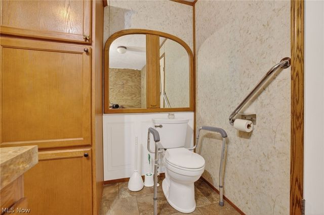 3359 Orion Street NW, North Canton, OH 44720