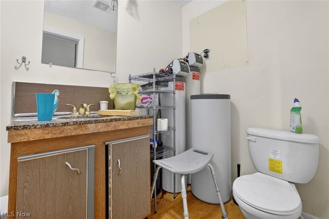 3359 Orion Street NW, North Canton, OH 44720