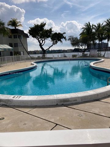 18901 NE 14th Ave 101, Miami, FL 33179