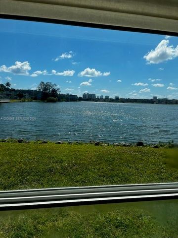 18901 NE 14th Ave 101, Miami, FL 33179