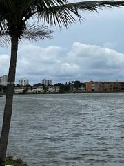 18901 NE 14th Ave 101, Miami, FL 33179