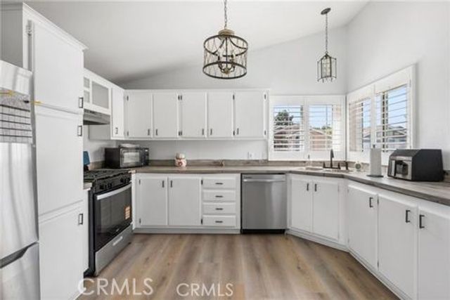 140 W Pioneer Ave 38, Redlands, CA 92374