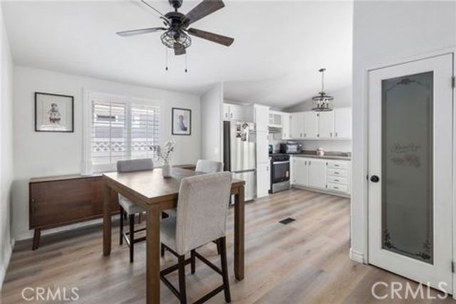 140 W Pioneer Ave 38, Redlands, CA 92374