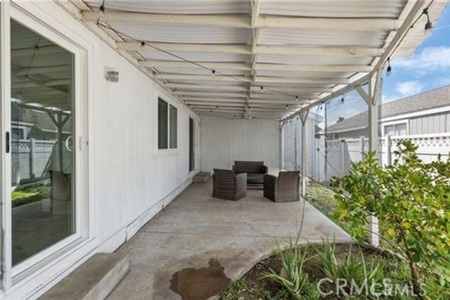 140 W Pioneer Ave 38, Redlands, CA 92374