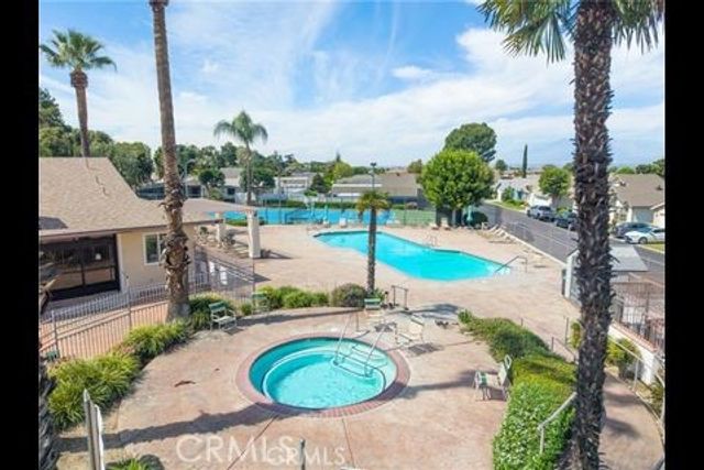 140 W Pioneer Ave 38, Redlands, CA 92374