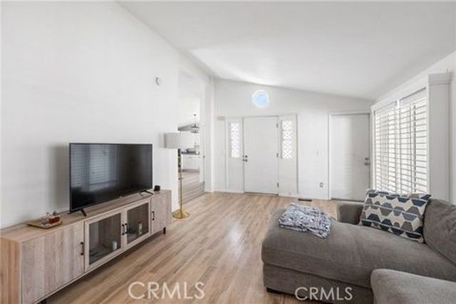 140 W Pioneer Ave 38, Redlands, CA 92374