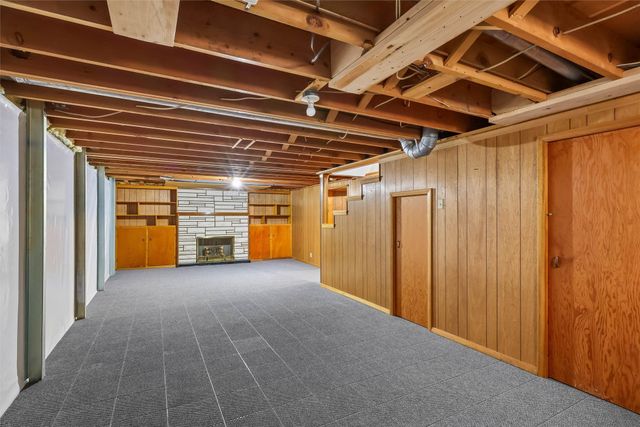 1603 Chance Court, Adel, IA 50003