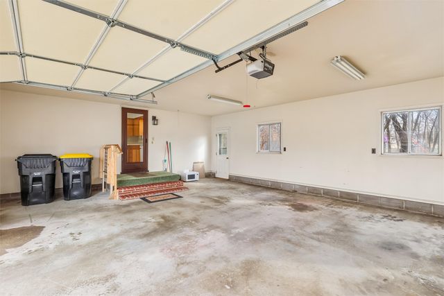 1603 Chance Court, Adel, IA 50003