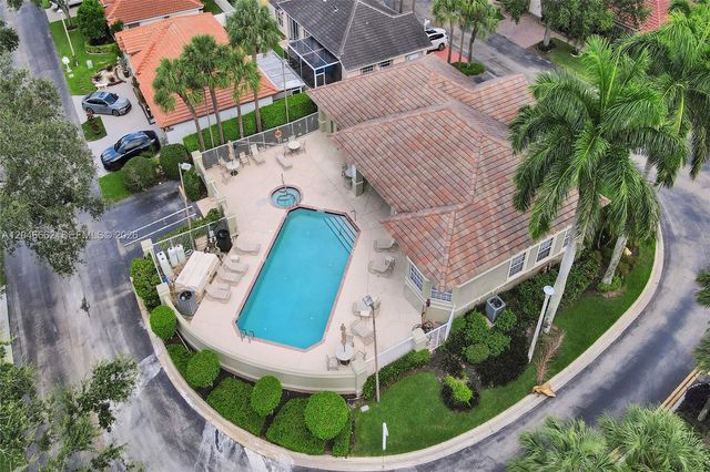 3450 Dunes Vista Dr, Pompano Beach, FL 33069