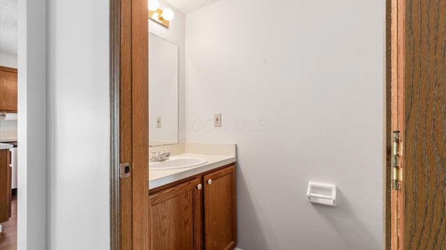 2148 Dunkeld Drive, Grove City, OH 43123
