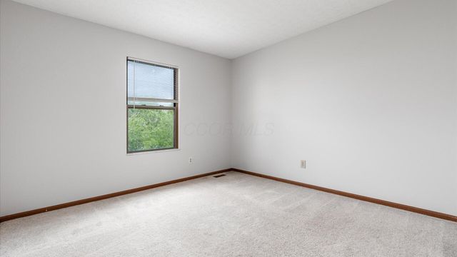2148 Dunkeld Drive, Grove City, OH 43123