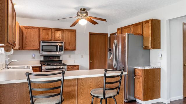 2148 Dunkeld Drive, Grove City, OH 43123