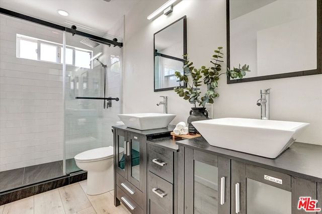 11803 National Boulevard, Los Angeles, CA 90064