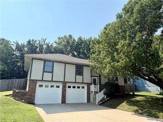 210 Dawn Avenue, Belton, MO 64012