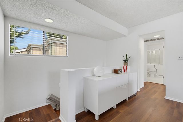 10740 Woodley Avenue 3, Granada Hills, CA 91344