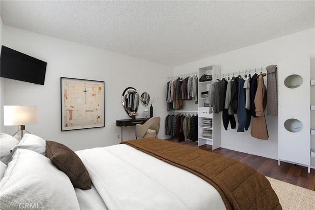 10740 Woodley Avenue 3, Granada Hills, CA 91344