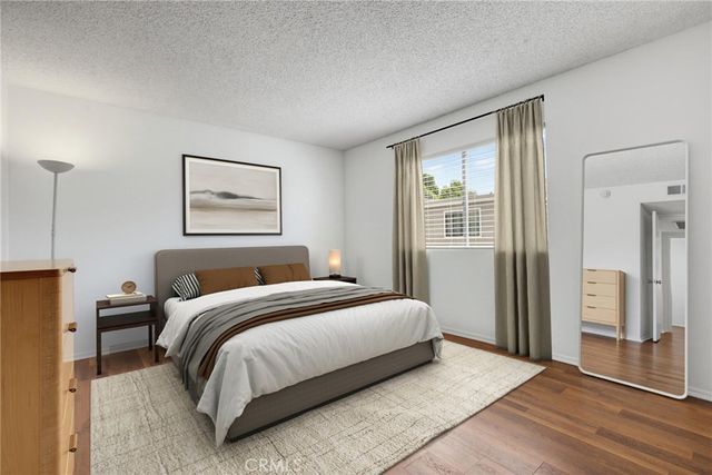 10740 Woodley Avenue 3, Granada Hills, CA 91344