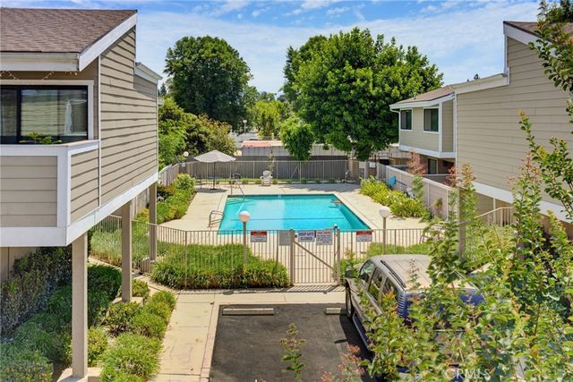 10740 Woodley Avenue 3, Granada Hills, CA 91344