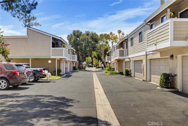 10740 Woodley Avenue 3, Granada Hills, CA 91344