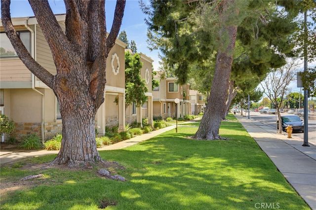 10740 Woodley Avenue 3, Granada Hills, CA 91344