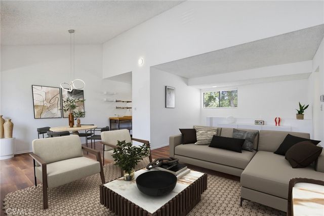 10740 Woodley Avenue 3, Granada Hills, CA 91344